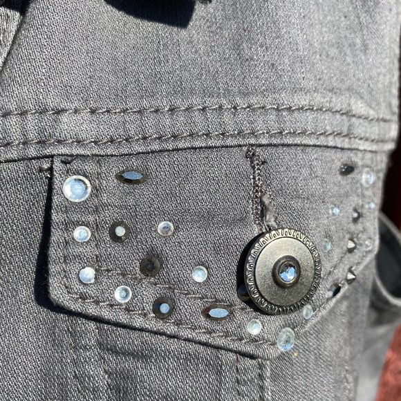 Christopher & Banks Women's Gray Vest with "Bling" - Picture 4 of 6